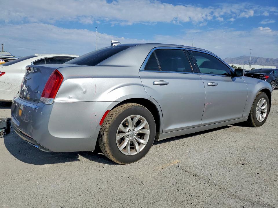 Auction sale of the 2015 Chrysler 300, vin: 2C3CCAAG3FH792160, lot number: 61175396