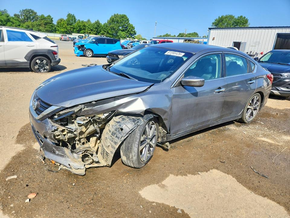 Продаж на аукціоні авто 2017 Nissan Altima, vin: 1N4AL3AP1HN359919, номер лоту: 61880426