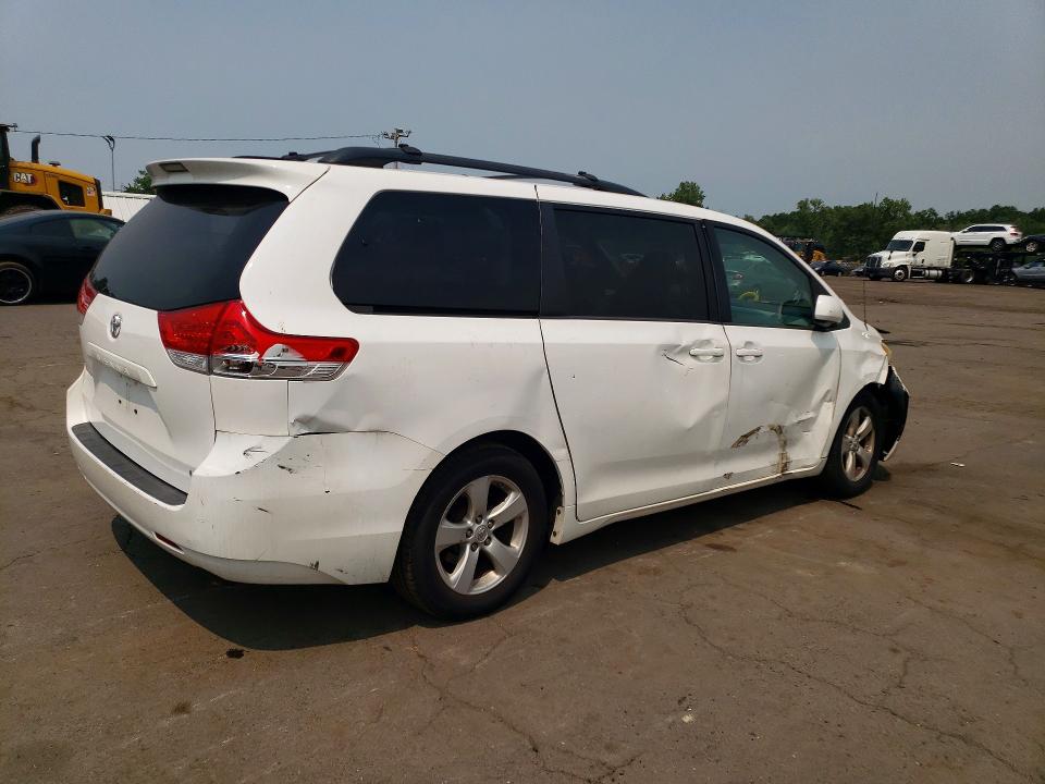 Aukcja sprzedaży 2013 Toyota Sienna, vin: 5TDKK3DC6DS300962, numer aukcji: 61170686