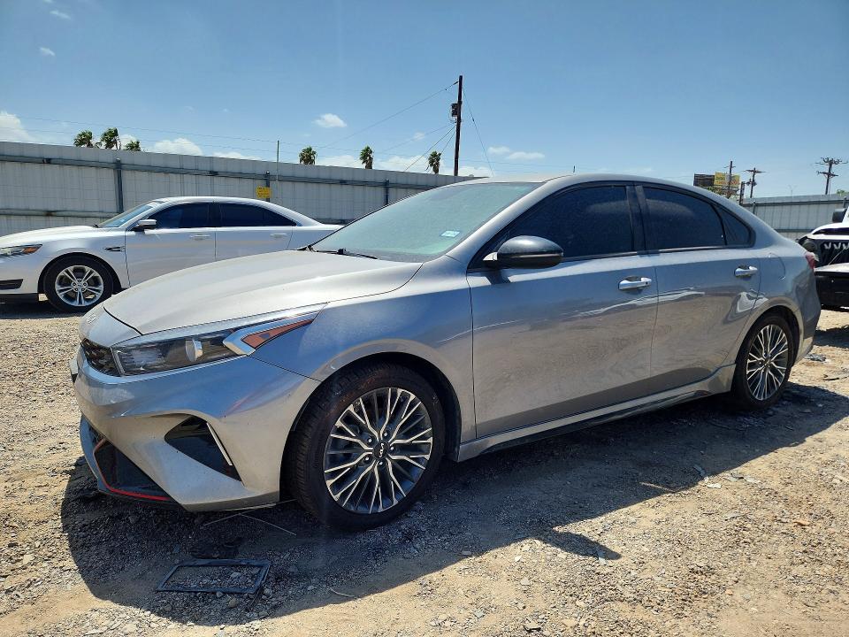 62679166 :رقم المزاد ، 3KPF54AD6RE702803 vin ، 2024 Kia Forte مزاد بيع