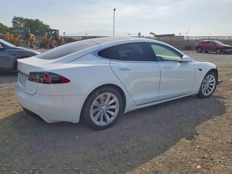 Продаж на аукціоні авто 2017 Tesla Model S, vin: 5YJSA1E22HF189060, номер лоту: 62314066