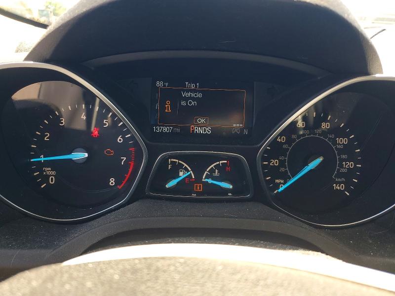 62530866 :رقم المزاد ، 1FMCU0GD6JUD07995 vin ، 2018 Ford Escape مزاد بيع