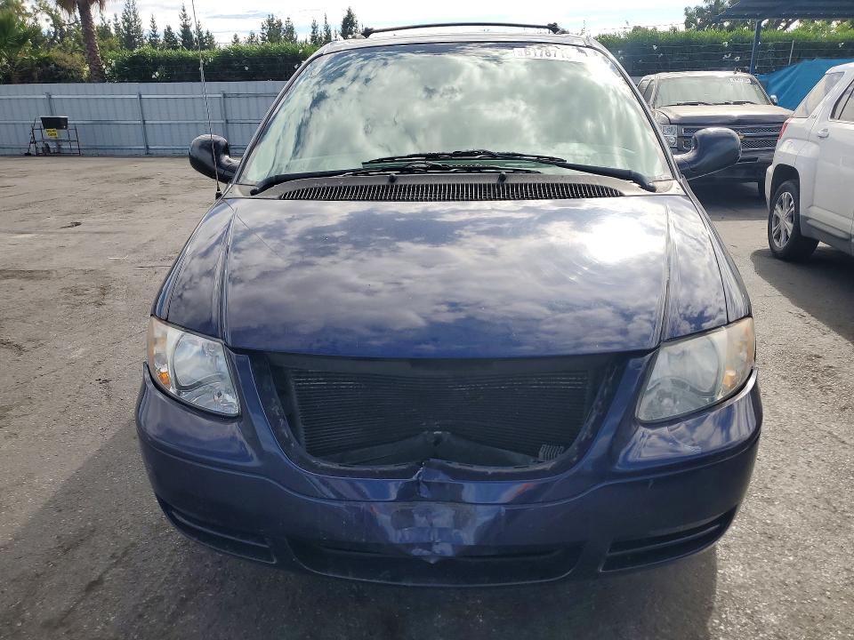 61787196 :رقم المزاد ، 1C4GP45R35B141150 vin ، 2005 Chrysler Town & Country مزاد بيع