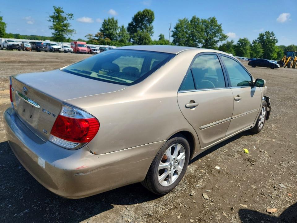 Продажа на аукционе авто 2005 Toyota Camry, vin: 4T1BF30K65U102845, номер лота: 63480706