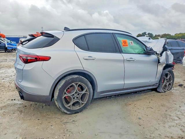 Продаж на аукціоні авто 2022 Alfa Romeo Stelvio, vin: ZASPAKBN0N7D46121, номер лоту: 62153516
