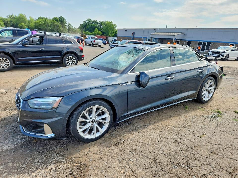 60299896 :رقم المزاد ، WAUABCF53NA027758 vin ، 2022 Audi A5 مزاد بيع