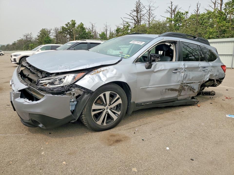 60271876 :رقم المزاد ، 4S4BSENC7J3350997 vin ، 2018 Subaru Outback مزاد بيع