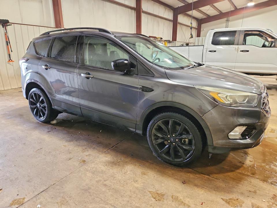 Продаж на аукціоні авто 2017 Ford Escape, vin: 1FMCU9GD4HUA08410, номер лоту: 61419016