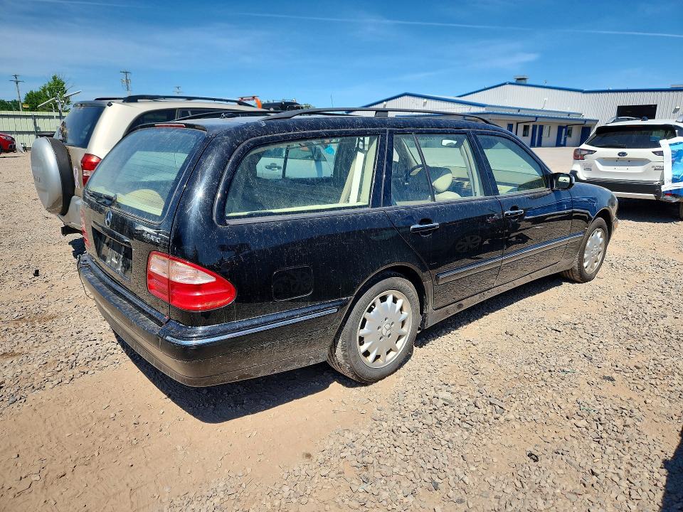 2002 Mercedes-benz E მანქანა იყიდება აუქციონზე, vin: WDBJH82J72X083095, აუქციონის ნომერი: 61303426