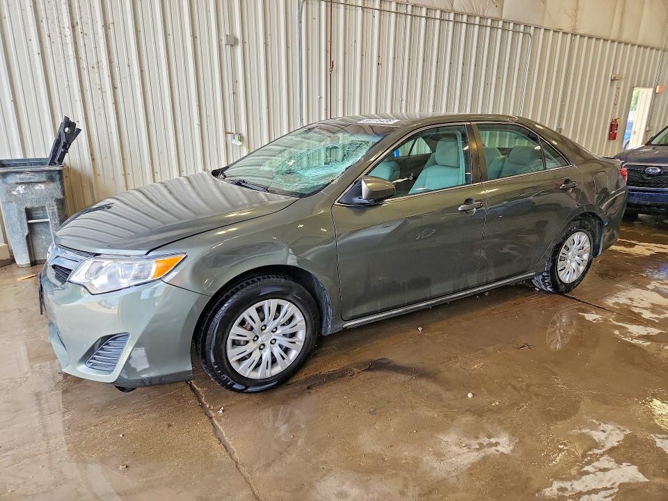 59175436 :رقم المزاد ، 4T4BF1FK4CR208452 vin ، 2012 Toyota Camry مزاد بيع
