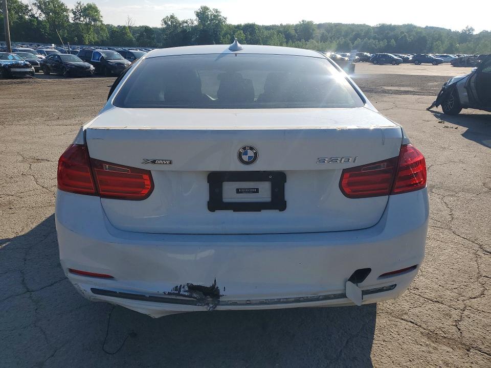 2018 Bmw 330 მანქანა იყიდება აუქციონზე, vin: WBA8D9C52JEM34019, აუქციონის ნომერი: 60307136