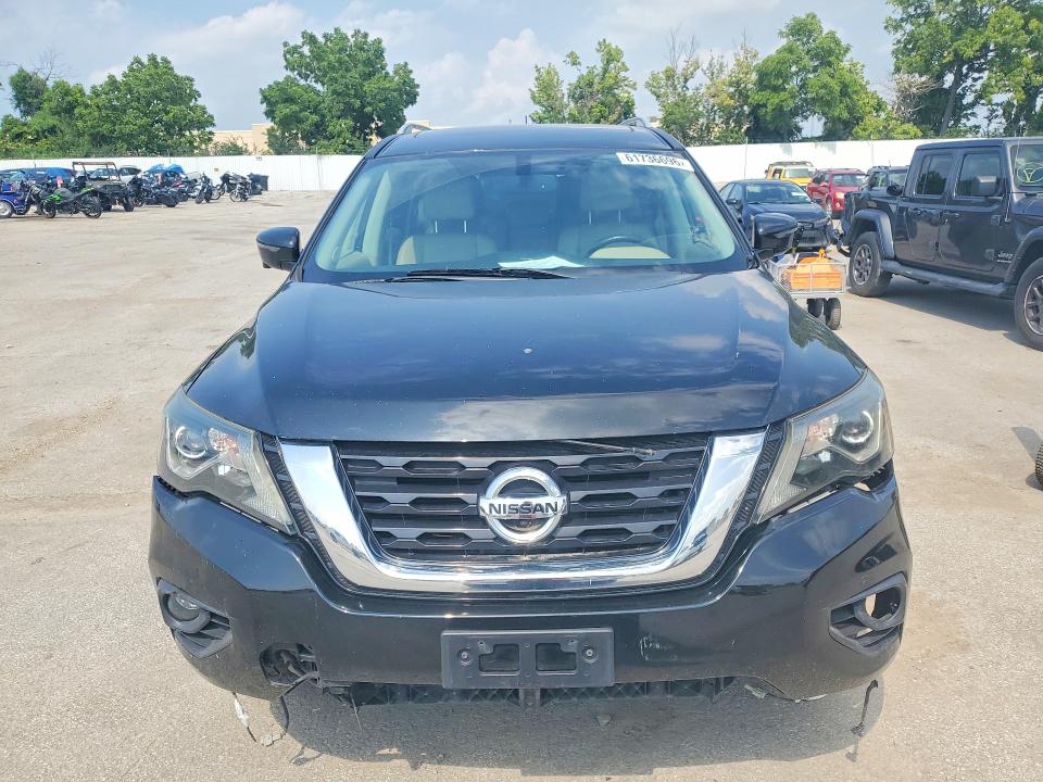 Продажа на аукционе авто 2017 Nissan Pathfinder, vin: 5N1DR2MN7HC624439, номер лота: 61736696