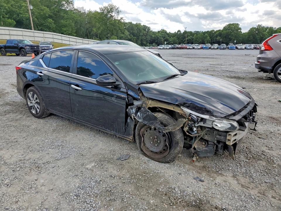 60324626 :رقم المزاد ، 1N4BL4BV1LC156900 vin ، 2020 Nissan Altima مزاد بيع