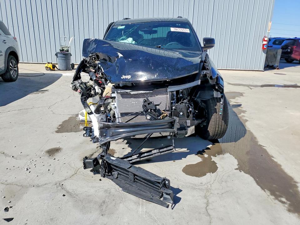 Продаж на аукціоні авто 2026 Jeep Grand Cherokee, vin: 1C4RJHBR1TC261204, номер лоту: 62966566