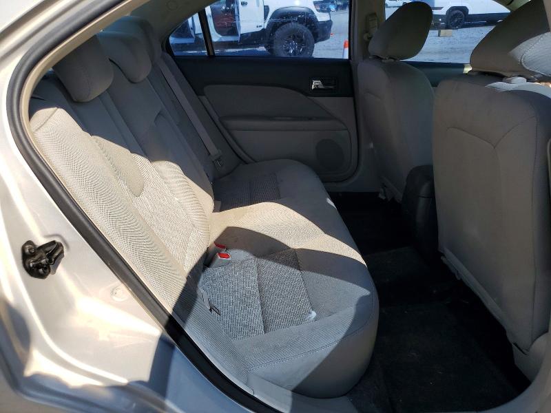 Auction sale of the 2010 Ford Fusion, vin: 3FAHP0GA2AR258248, lot number: 60427016
