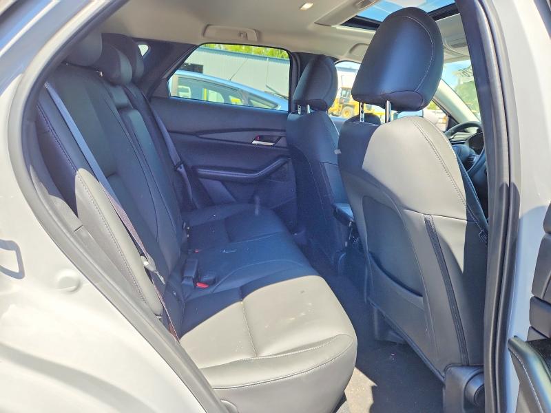 59893726 :رقم المزاد ، 3MVDMBCM8SM851834 vin ، 2025 Mazda Cx-30 مزاد بيع