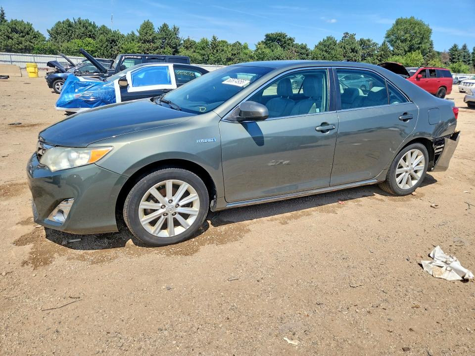 2012 Toyota Camry Hybrid მანქანა იყიდება აუქციონზე, vin: 4T1BD1FK1CU054685, აუქციონის ნომერი: 62874956