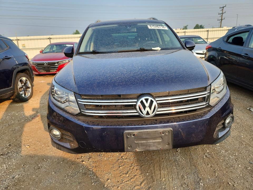 2016 Volkswagen Tiguan მანქანა იყიდება აუქციონზე, vin: WVGBV7AX3GW546387, აუქციონის ნომერი: 61546716