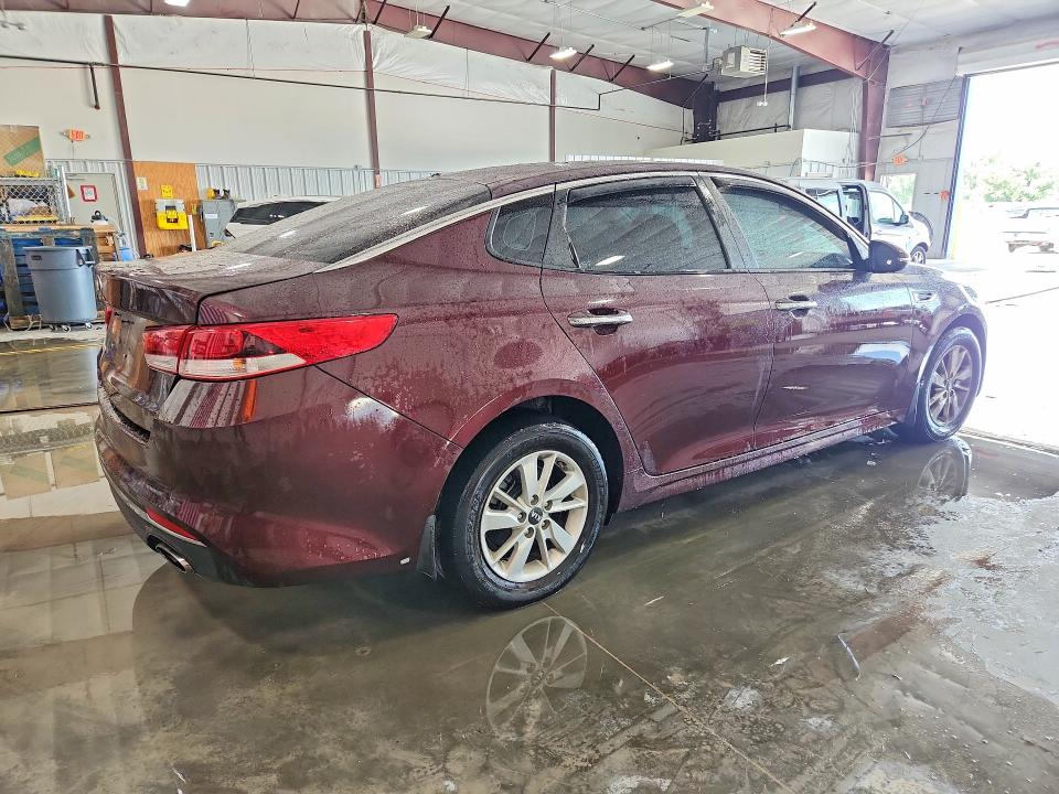 Aukcja sprzedaży 2017 Kia Optima, vin: 5XXGT4L31HG151152, numer aukcji: 60367436