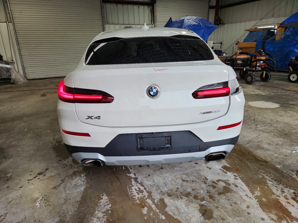 Продаж на аукціоні авто 2022 Bmw X4, vin: 5UX33DT05N9M14965, номер лоту: 61710056
