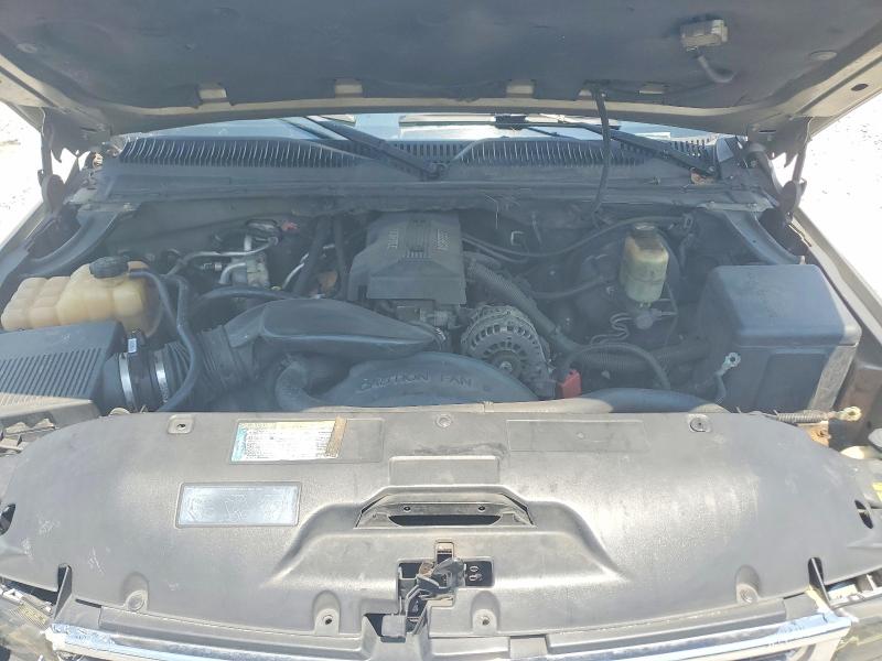 Продаж на аукціоні авто 2000 Chevrolet Suburban, vin: 3GNFK16T6YG114949, номер лоту: 62062036