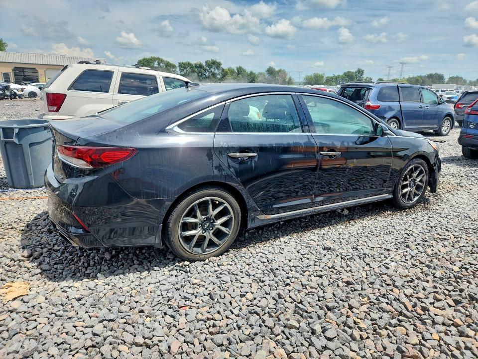 Продажа на аукционе авто 2018 Hyundai Sonata, vin: 5NPE34AB3JH688066, номер лота: 59983916