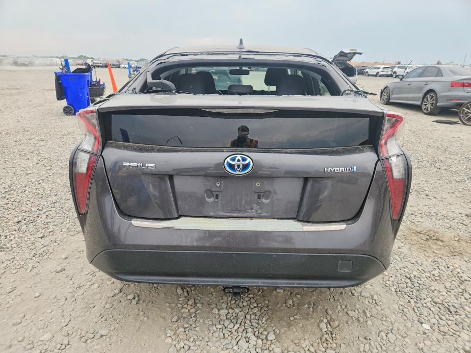 60168046 :رقم المزاد ، JTDKARFU8G3519245 vin ، 2016 Toyota Prius مزاد بيع