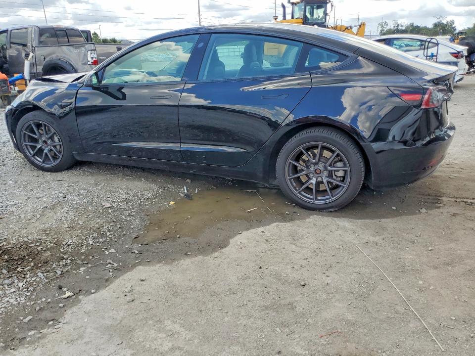 Продажа на аукционе авто 2023 Tesla Model 3, vin: 5YJ3E1EAXPF452832, номер лота: 85636125