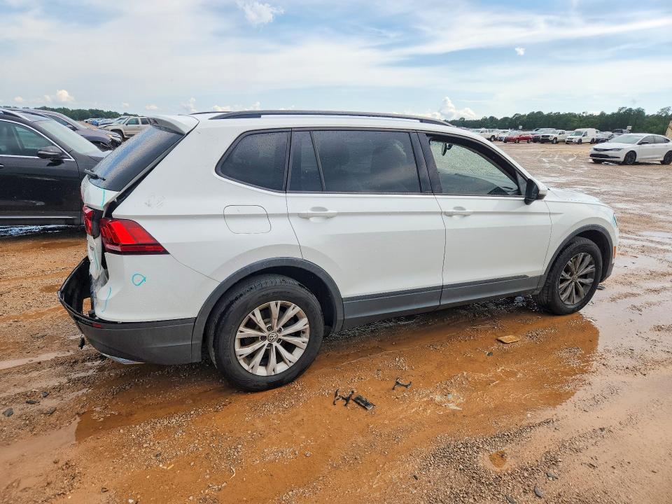 2018 Volkswagen Tiguan მანქანა იყიდება აუქციონზე, vin: 3VV1B7AX7JM033774, აუქციონის ნომერი: 85635375