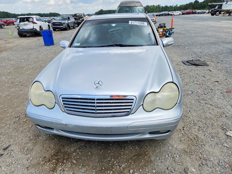 Auction sale of the 2001 Mercedes-benz C, vin: WDBRF61J71F077123, lot number: 61711596