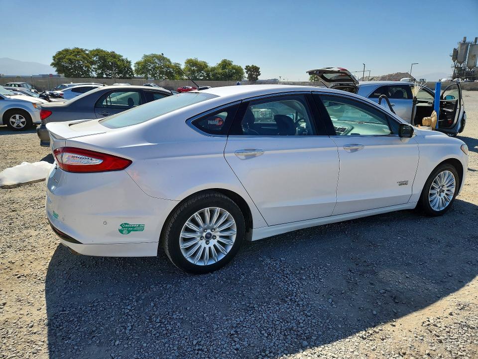 Продажа на аукционе авто 2014 Ford Fusion, vin: 3FA6P0SU8ER329984, номер лота: 59905796