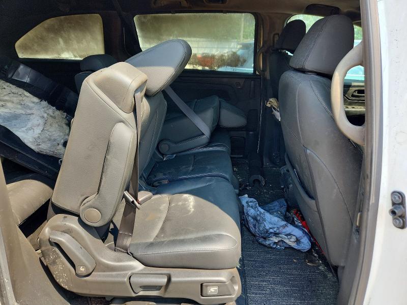 60801806 :رقم المزاد ، 5FNRL6H75NB027464 vin ، 2022 Honda Odyssey مزاد بيع