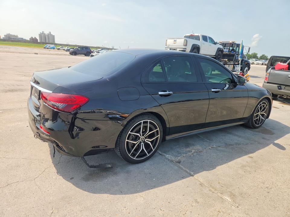 62982996 :رقم المزاد ، W1KZF8DB1MA914120 vin ، 2021 Mercedes-benz E مزاد بيع