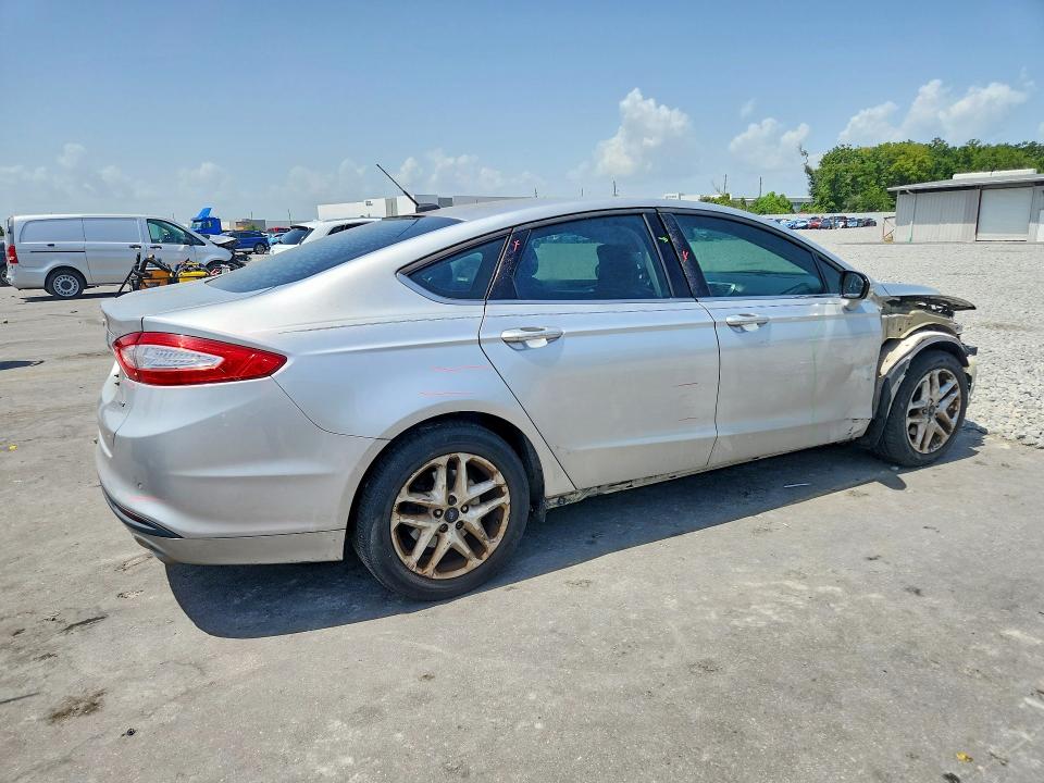 60572536 :رقم المزاد ، 3FA6P0H71GR375256 vin ، 2016 Ford Fusion مزاد بيع