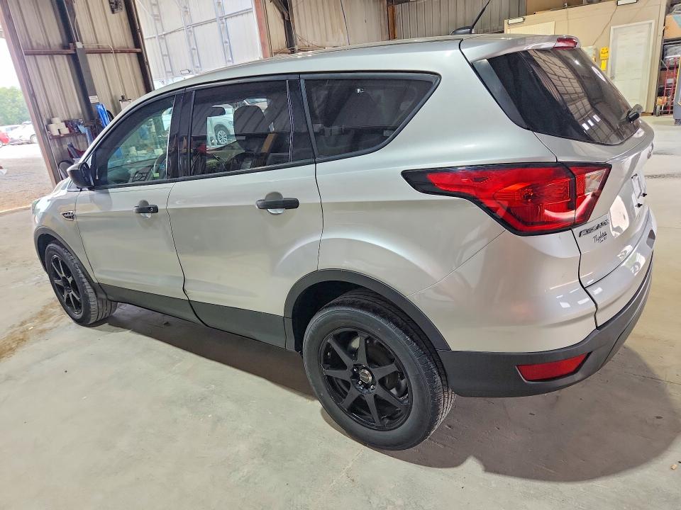 Продажа на аукционе авто 2019 Ford Escape, vin: 1FMCU0F71KUA95861, номер лота: 63304286