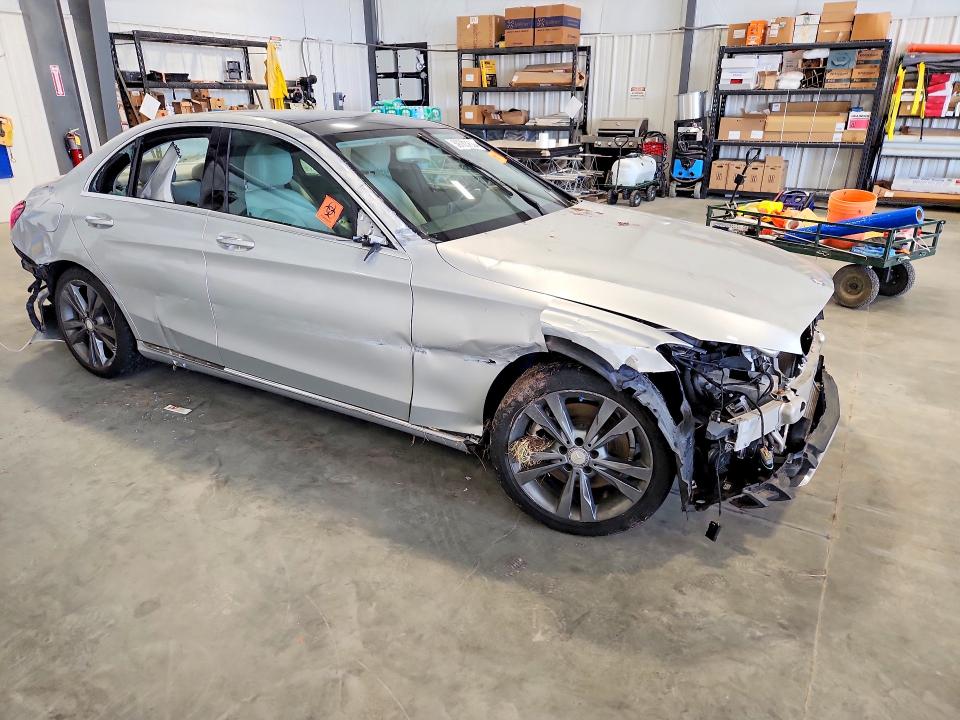 Продажа на аукционе авто 2015 Mercedes-benz C, vin: 55SWF4JB9FU056981, номер лота: 59783896