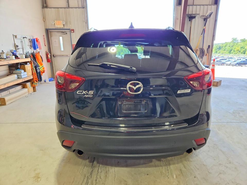 61912796 :رقم المزاد ، JM3KE4DY1G0711614 vin ، 2016 Mazda Cx-5 مزاد بيع