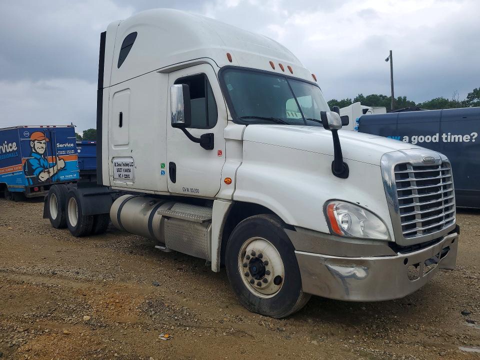 Продажа на аукционе авто 2020 Freightliner Cascadia 125, vin: 3AKJGLDR2LDLU5593, номер лота: 60582616