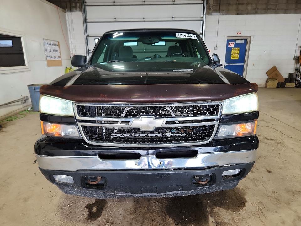 Продажа на аукционе авто 2006 Chevrolet Silverado, vin: 2GCEK13T361195701, номер лота: 60163956