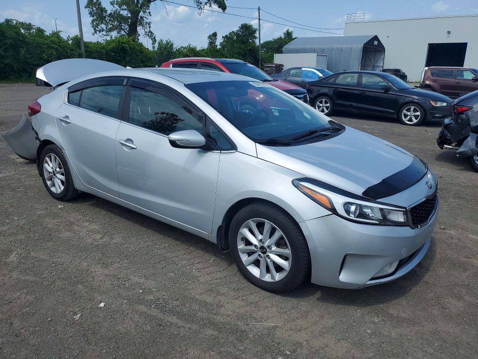 60982296 :رقم المزاد ، 3KPFL4A81HE087147 vin ، 2017 Kia Forte مزاد بيع