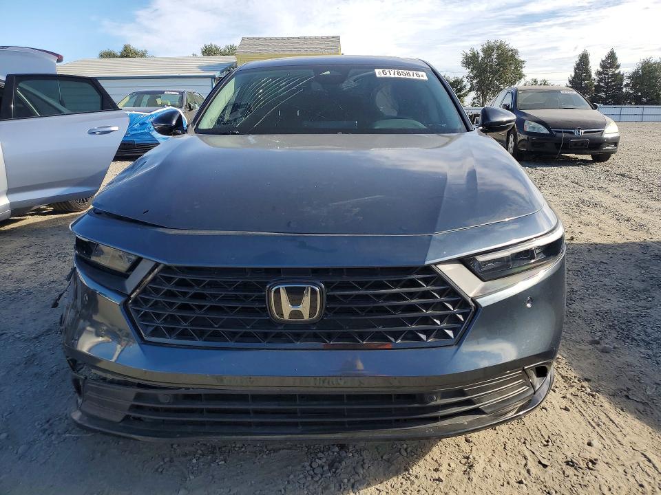 Продажа на аукционе авто 2025 Honda Accord, vin: 1HGCY2F65SA015346, номер лота: 61785876