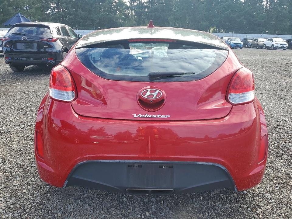 2016 Hyundai Veloster მანქანა იყიდება აუქციონზე, vin: KMHTC6AD9GU271338, აუქციონის ნომერი: 62253756