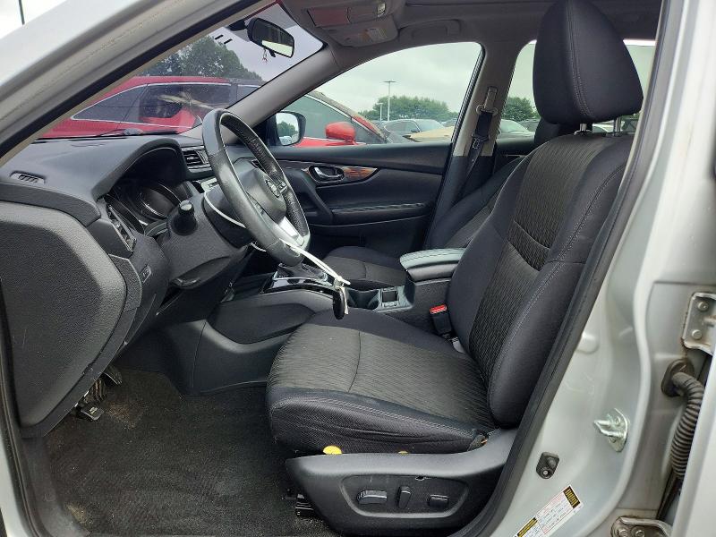 62165656 :رقم المزاد ، 5N1AT2MV0HC879339 vin ، 2017 Nissan Rogue مزاد بيع