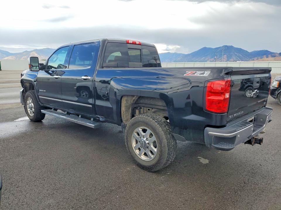 2015 Chevrolet Silverado მანქანა იყიდება აუქციონზე, vin: 1GC4K0C83FF678261, აუქციონის ნომერი: 62147176
