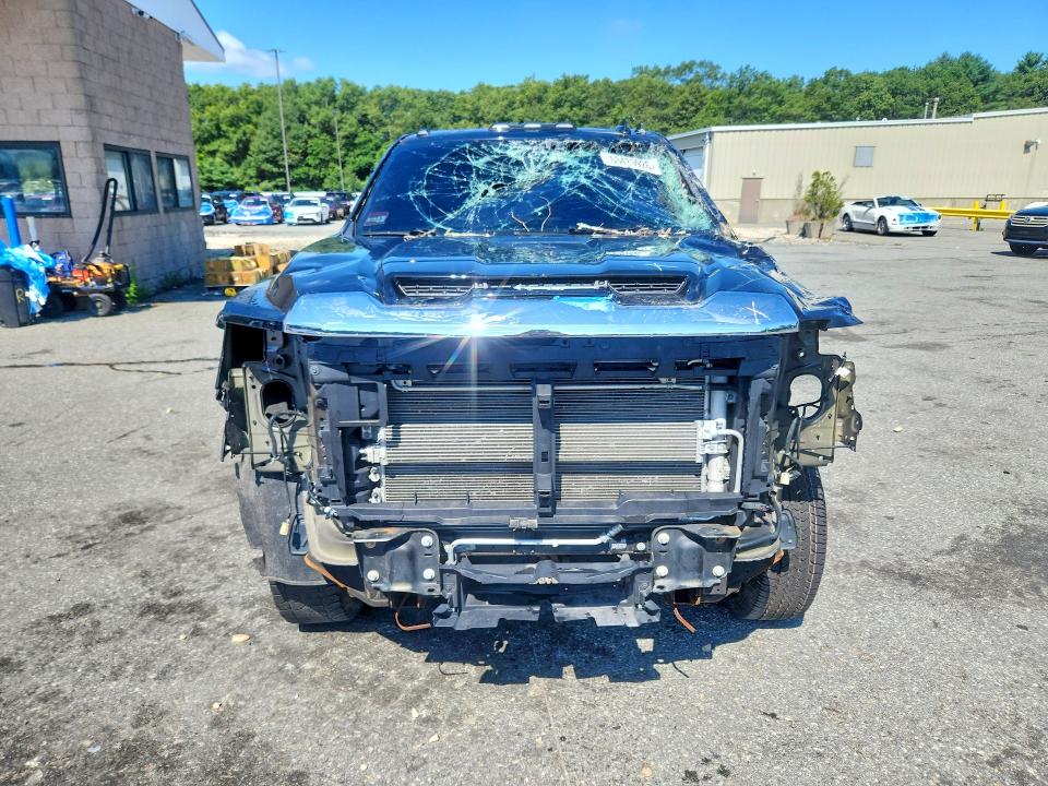 63425926 :رقم المزاد ، 1GT49WEY9MF223827 vin ، 2021 Gmc Sierra مزاد بيع