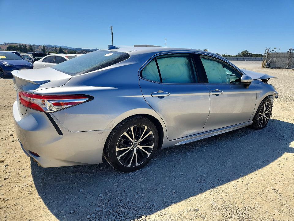 Продаж на аукціоні авто 2020 Toyota Camry, vin: 4T1G11AK4LU309481, номер лоту: 61020536
