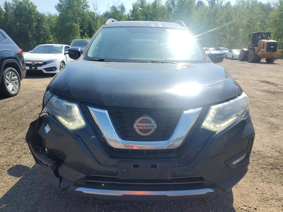 60809336 :رقم المزاد ، 5N1AT2MV9JC777351 vin ، 2018 Nissan Rogue مزاد بيع