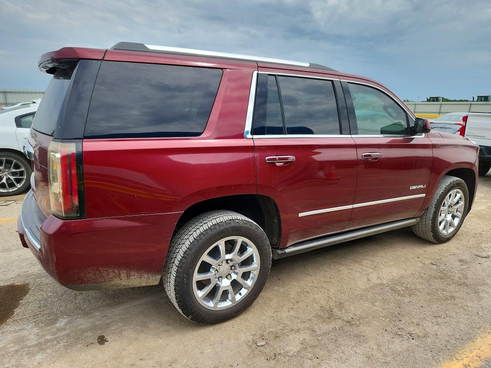 61756626 :رقم المزاد ، 1GKS2CKJ9HR240637 vin ، 2017 Gmc Yukon مزاد بيع