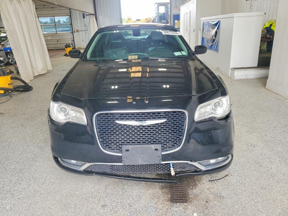 Продажа на аукционе авто 2015 Chrysler 300, vin: 2C3CCARG9FH831290, номер лота: 59672456