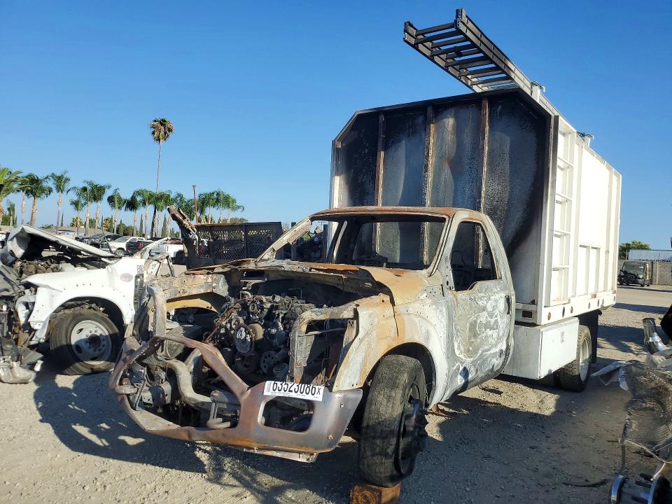 Auction sale of the 2016 Ford F550, vin: 1FDUF5GY7GEB56313, lot number: 63523086